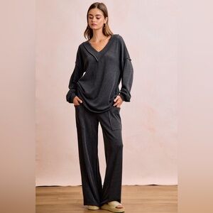 BiBi Two Tone Cord Rib Contrast Stitching V-Neck Top and Pants Set🆕